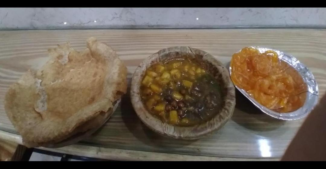 Madhuri Guest House Varanasi Exterior photo